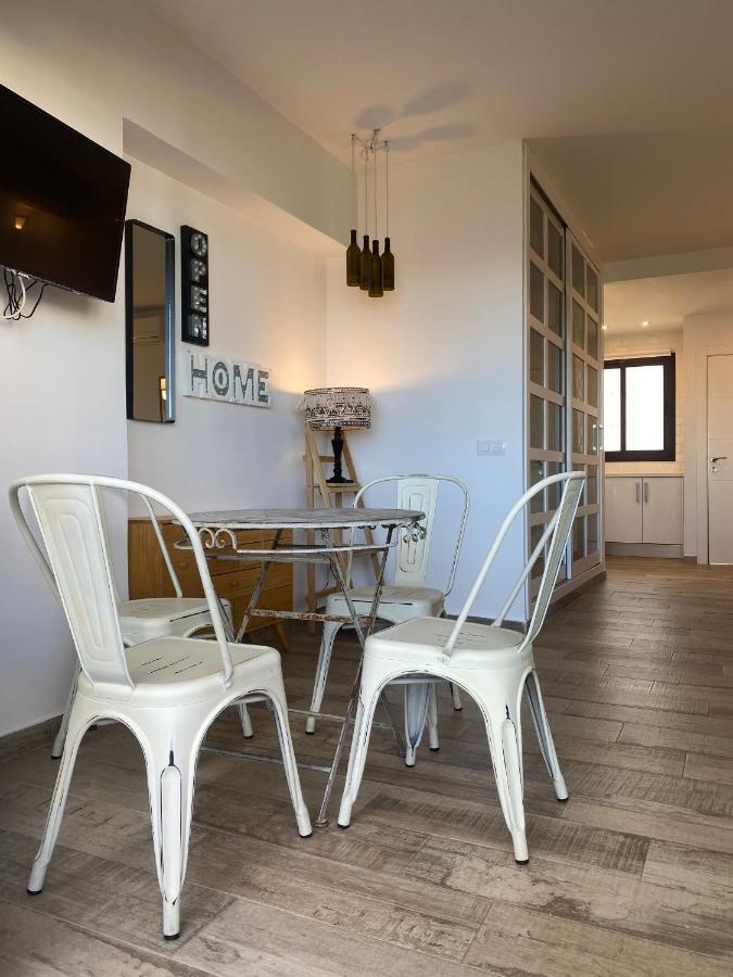 Aloha Playa Apartment เบนัลมาเดนา ภายนอก รูปภาพ