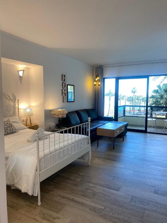 Aloha Playa Apartment เบนัลมาเดนา ภายนอก รูปภาพ