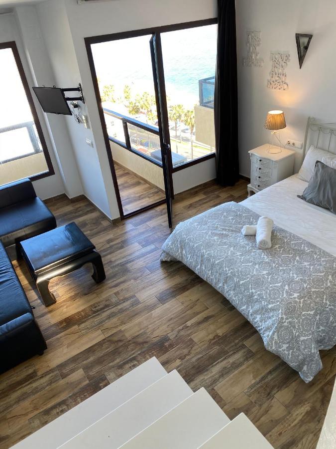 Aloha Playa Apartment เบนัลมาเดนา ภายนอก รูปภาพ