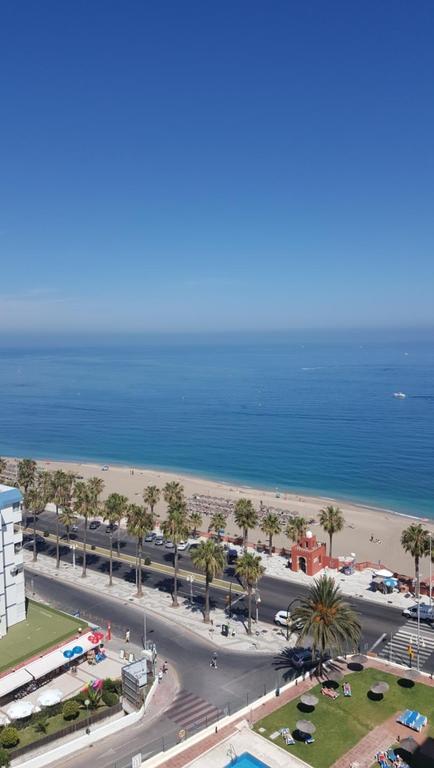Aloha Playa Apartment เบนัลมาเดนา ภายนอก รูปภาพ